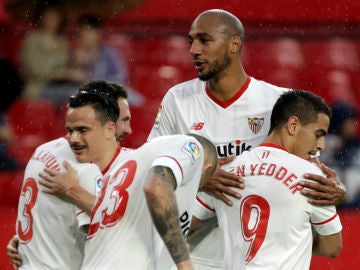 El Sevilla celebra un gol