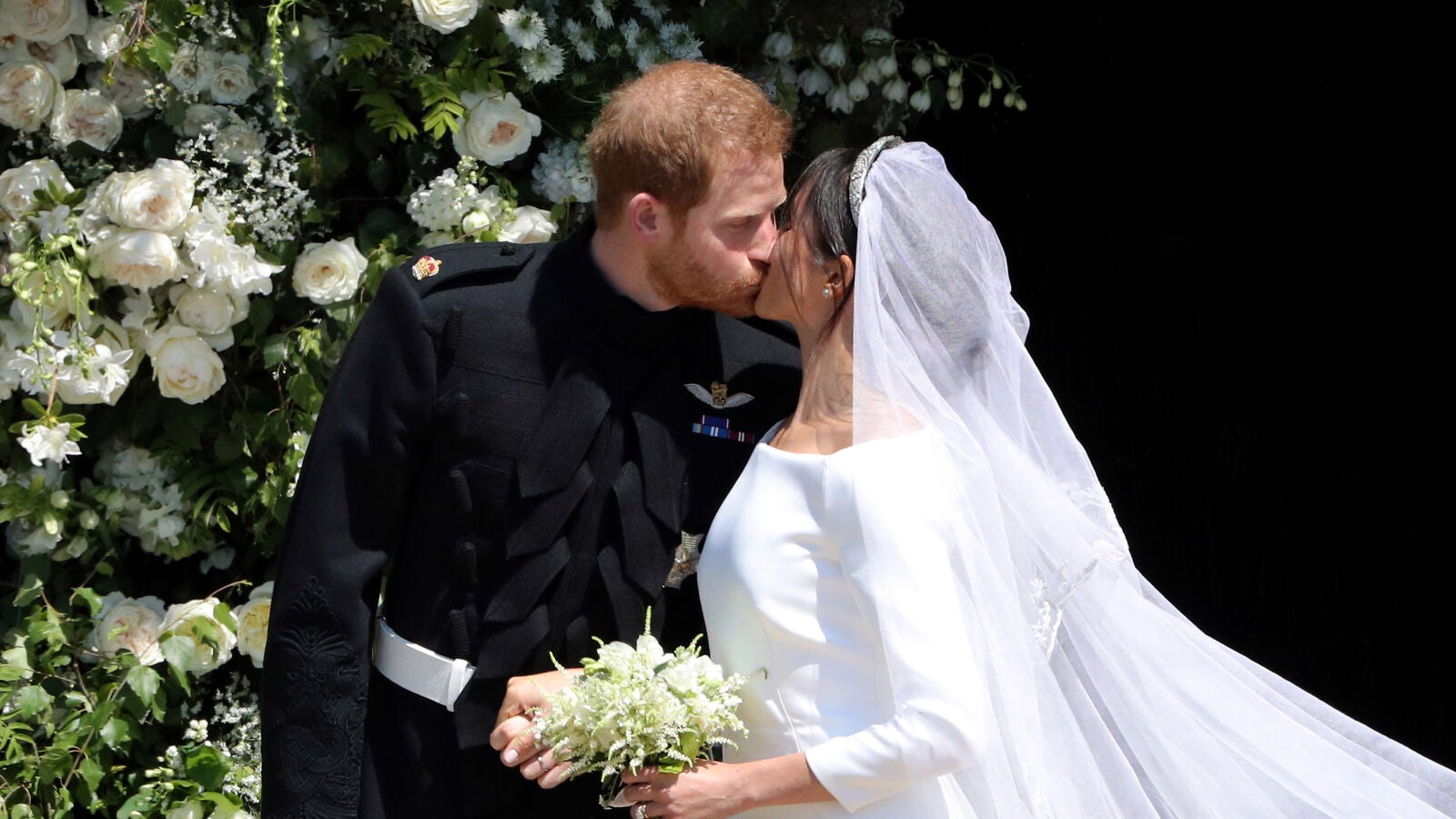 El otro gran beso de la boda de Meghan Markle y el príncipe Harry que ha robado protagonismo a los novios 
