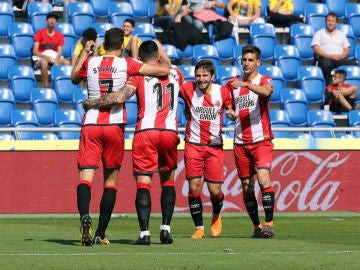 El Girona celebra un gol