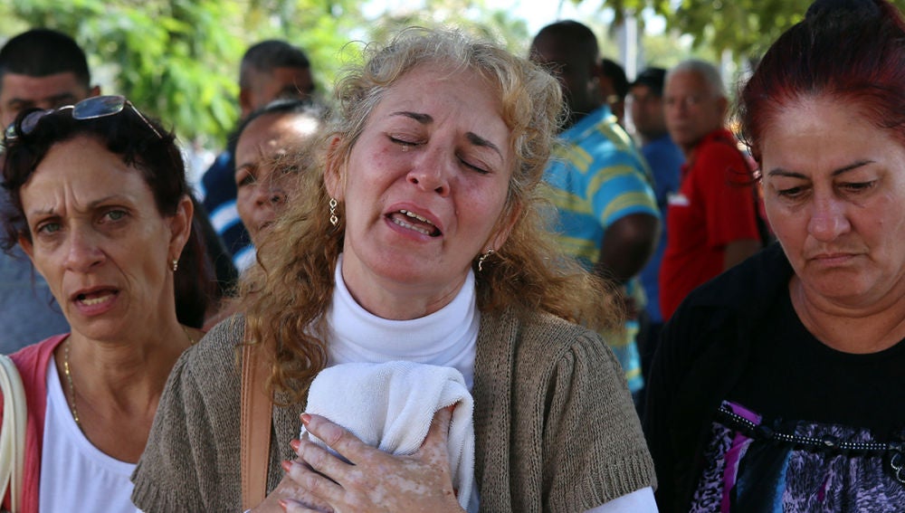 Familiares de los fallecidos en el accidente de avión de La Habana