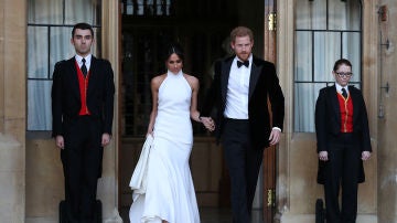Los duques de Sussex se cambian de ropa para la segunda recepción en su boda