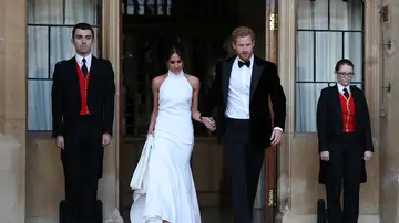 Los duques de Sussex se cambian de ropa para la segunda recepción en su boda Los duques de Sussex se cambian de ropa para la segunda recepción en su boda