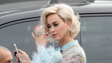 Katy Perry, tras pasar por chapa pintura 