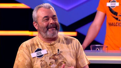 José, del equipo de 'Los Lobos', aprecia 