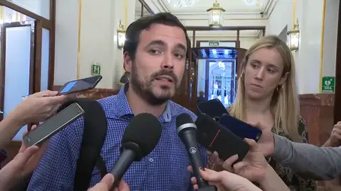 El líder de Izquierda Unida compra piso en la localidad de la que se marcha Iglesias El líder de Izquierda Unida compra piso en la localidad de la que se marcha Iglesias