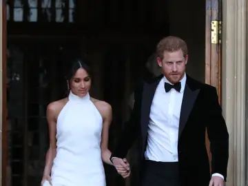 Meghan Markle y el príncipe Harry en su boda Meghan Markle y el príncipe Harry en su boda