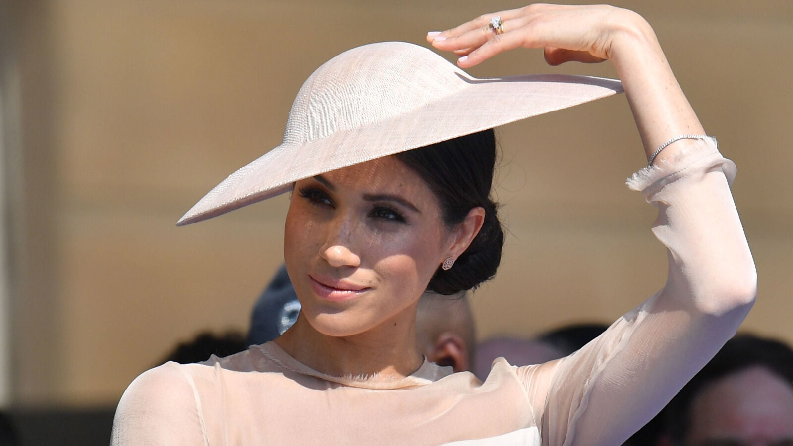 Salen a la luz las fotos de Meghan Markle en topless hechas por ella misma 