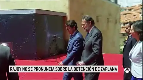 Rajoy asegura estar "muy bien" de ánimos y evita hacer declaraciones sobre Eduardo Zaplana Rajoy asegura estar "muy bien" de ánimos y evita hacer declaraciones sobre Eduardo Zaplana