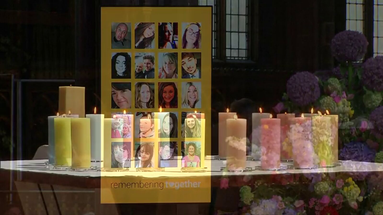 Emoción en los actos conmemorativos del atentado en el Manchester Arena con las víctimas en el recuerdo