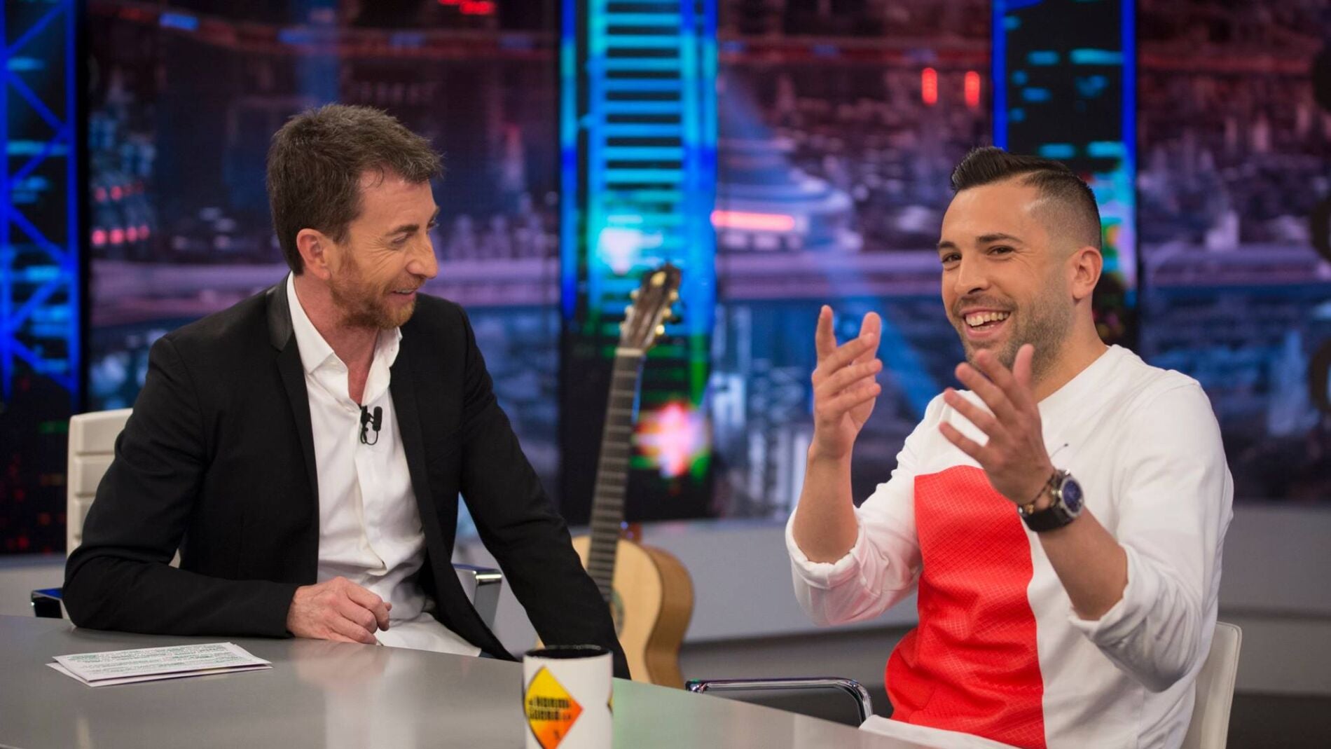 Jordi Alba cuenta en 'El Hormiguero 3.0' el secreto de su coordinaci&oacute;n con Leo Messi
