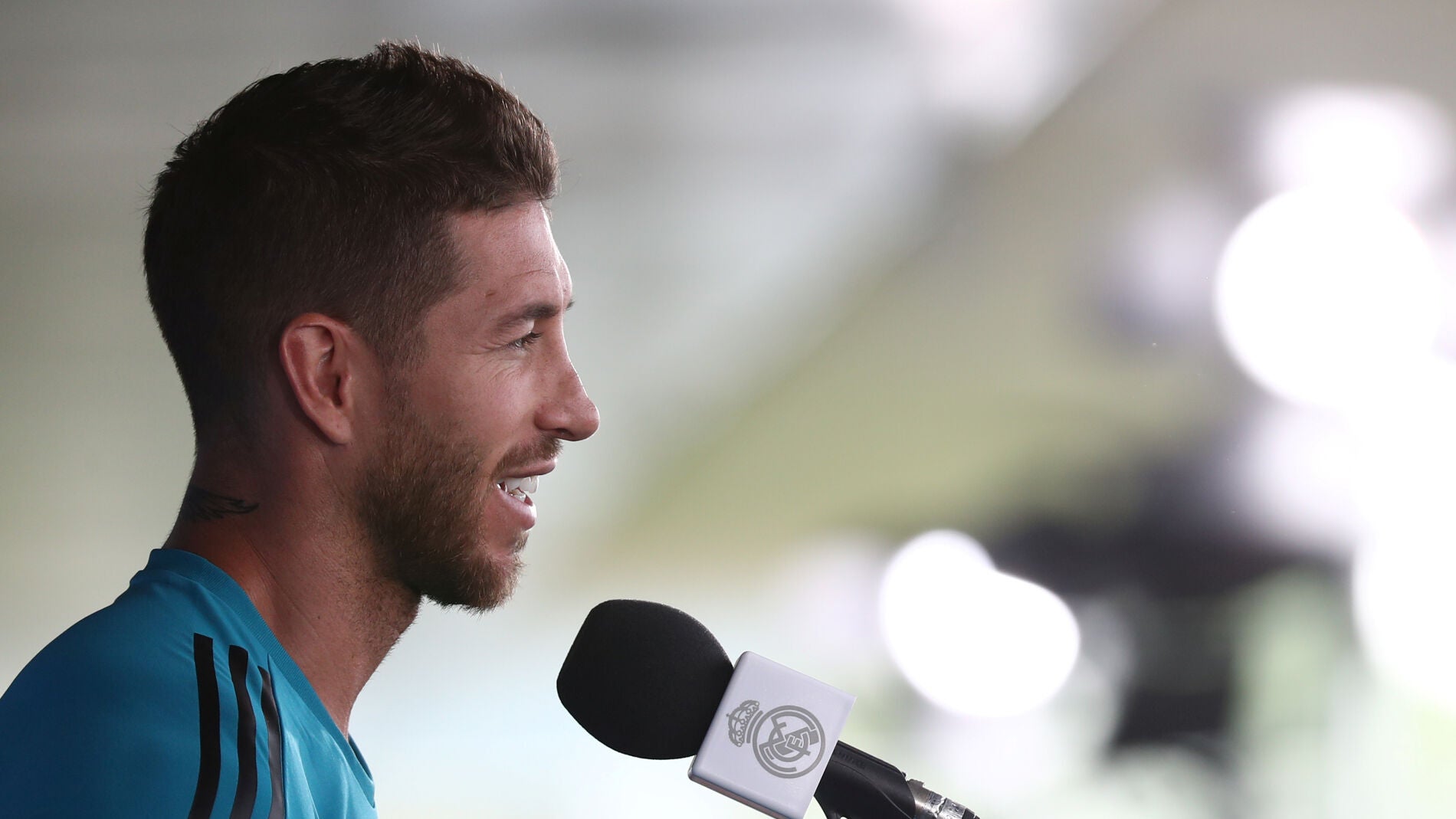 Sergio Ramos, ante los medios de comunicaci&oacute;n