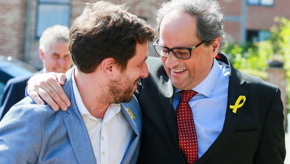 El presidente de la Generalitat Quim Torra junto a Toni Comín