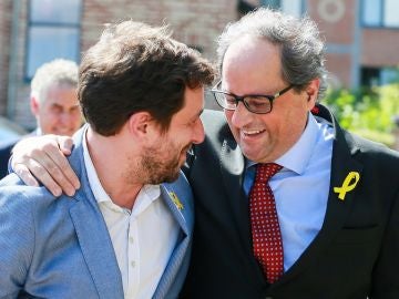 El presidente de la Generalitat Quim Torra junto a Toni Comín