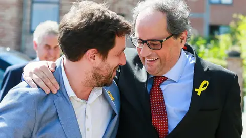 El presidente de la Generalitat Quim Torra junto a Toni Comín El presidente de la Generalitat Quim Torra junto a Toni Comín