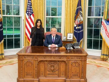 Reunión entre Donald Trump y Kim Kardashian Reunión entre Donald Trump y Kim Kardashian