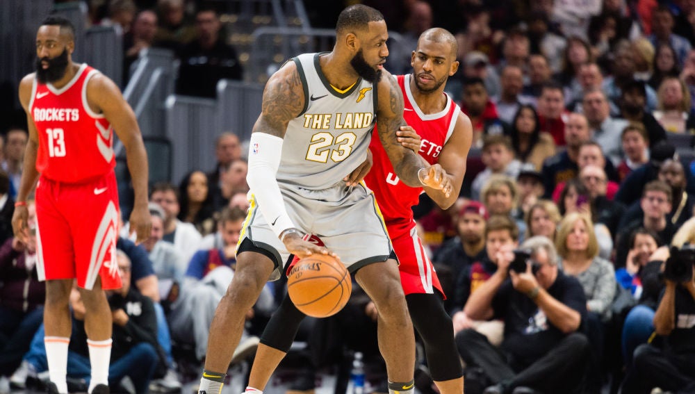 LeBron James postea a Chris Paul