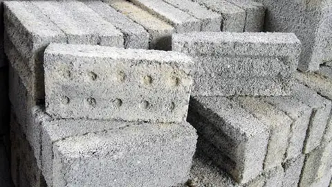 Ladrillos hechos a base de plástico reciclado Ladrillos hechos a base de plástico reciclado