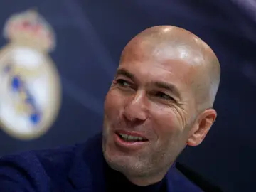 Zidane comparece ante los medios el día de su adiós al Real Madrid Zidane comparece ante los medios el día de su adiós al Real Madrid