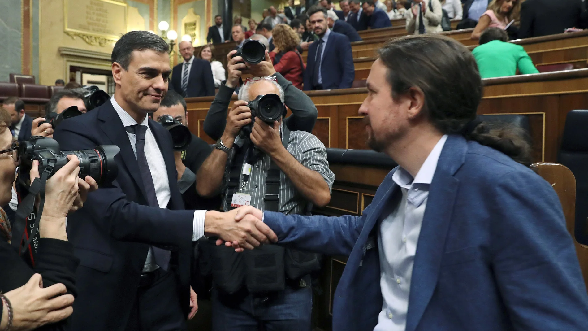El líder del PSOE, Pedro Sánchez, y el secretario general de Podemos, Pablo Iglesias El líder del PSOE, Pedro Sánchez, y el secretario general de Podemos, Pablo Iglesias