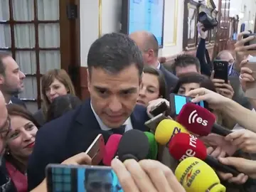Primeras palabras de Pedro Sánchez tras ser nombrado presidente del Gobierno: "Abordaré los desafíos con humildad, entrega y determinación" Primeras palabras de Pedro Sánchez tras ser nombrado presidente del Gobierno: "Abordaré los desafíos con humildad, entrega y determinación"