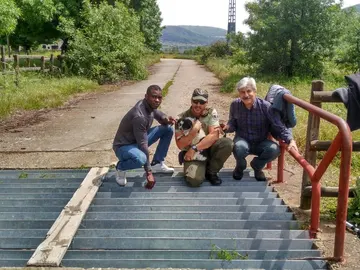 Los Agentes Forestales rescata a un perro ciego Los Agentes Forestales rescata a un perro ciego