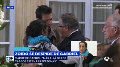 La emotiva despedida de la madre de Gabriel Cruz al exministro Zoido: 