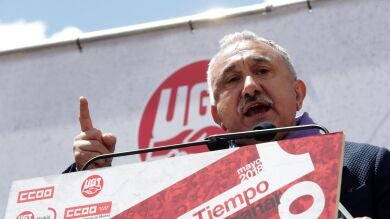 Patronal y sindicatos acercan posturas con el nuevo Gobierno con un pacto para subir los sueldos