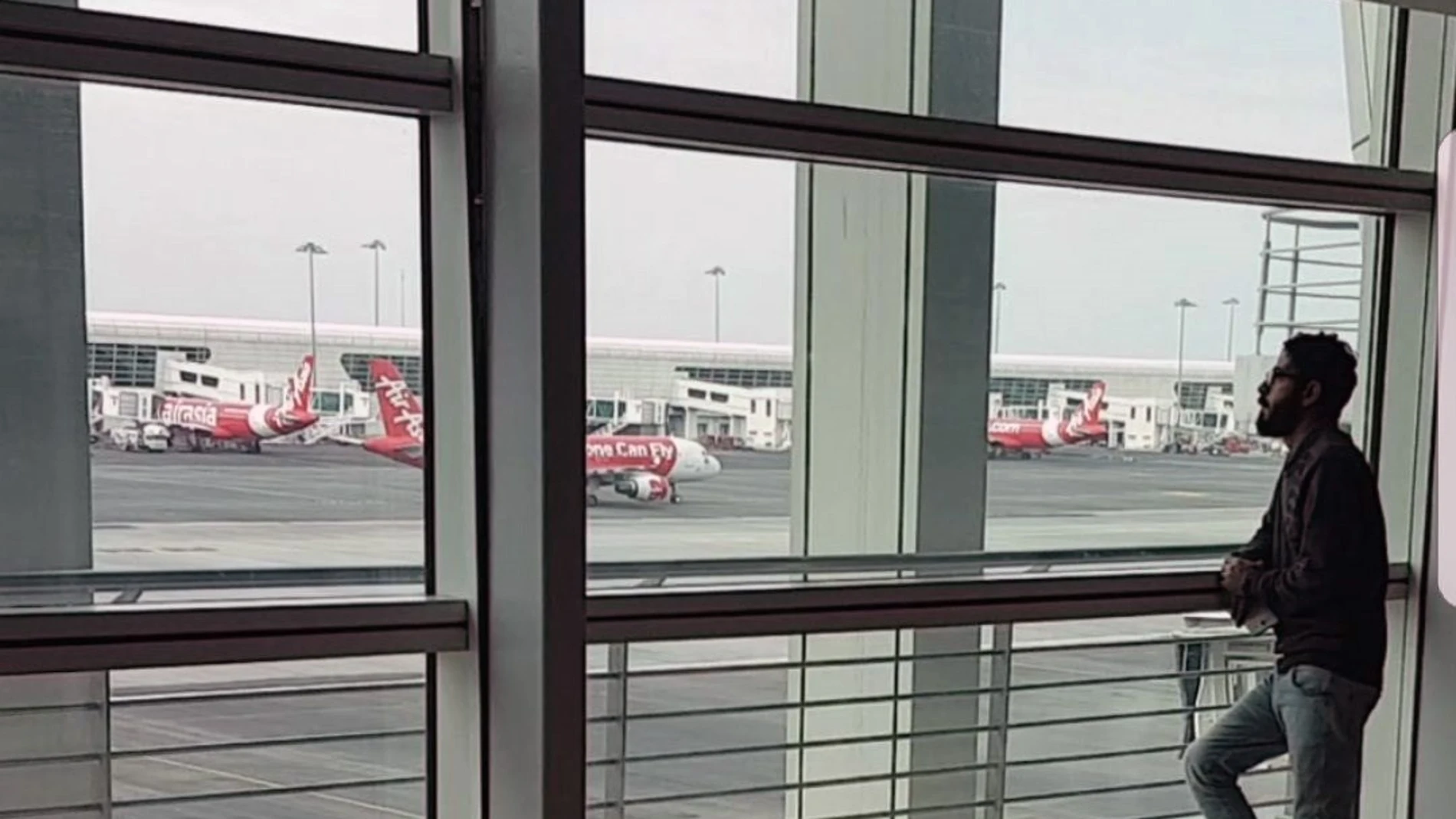 Un sirio lleva atrapado más de tres meses en el aeropuerto de Kuala Lumpur Un sirio lleva atrapado más de tres meses en el aeropuerto de Kuala Lumpur