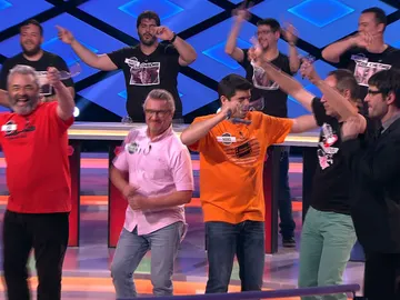 Juanra Bonet pone en pie al público de '¡Boom!': "Esto lo tenéis que bailar" Juanra Bonet pone en pie al público de '¡Boom!': "Esto lo tenéis que bailar"