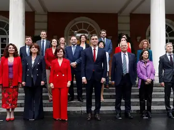 Foto de familia del Gobierno de Pedro Sánchez Foto de familia del Gobierno de Pedro Sánchez