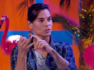 La inesperada respuesta de Julio Iglesias Jr al ser preguntado sobre cuántos hermanos tiene La inesperada respuesta de Julio Iglesias Jr al ser preguntado sobre cuántos hermanos tiene