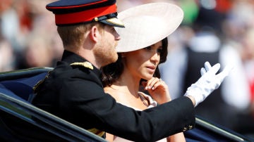 Meghan Markle y el príncipe Harry en la 'Trooping The Colour'