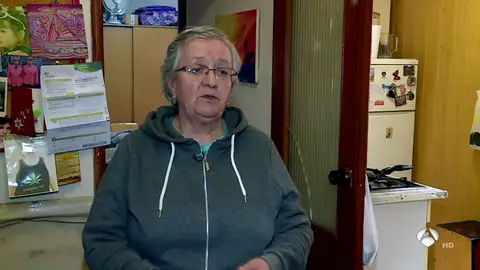Teresa, mujer a la que quieren desahuciar Teresa, mujer a la que quieren echar a la calle