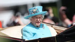 La reina Isabel II en la celebración de su 92 cumpleaños