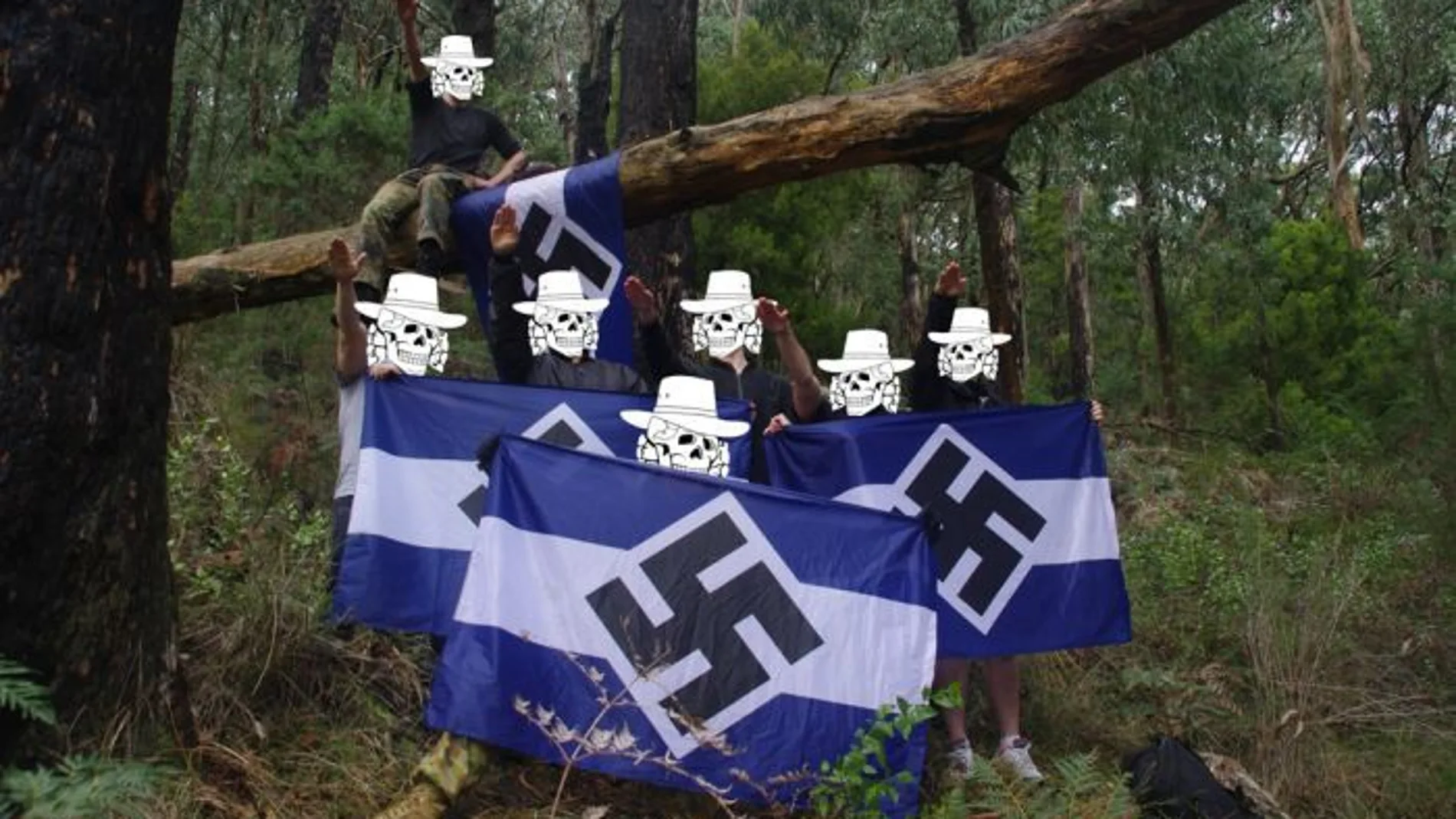 Un grupo de los neonazis de Antipodean Resistance Un grupo de los neonazis de Antipodean Resistance