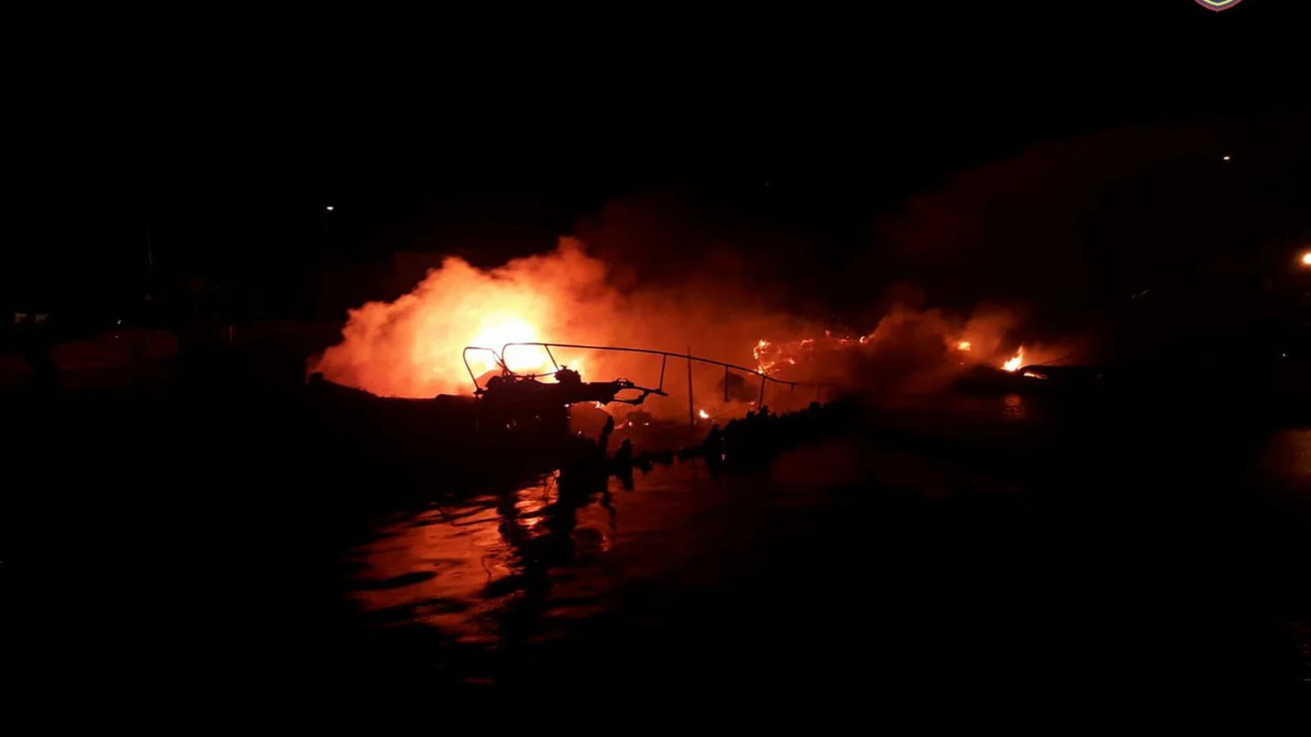 Incendio en el Puerto de Pollença Incendio en el Puerto de Pollença
