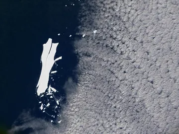 Iceberg B-15 Iceberg B-15