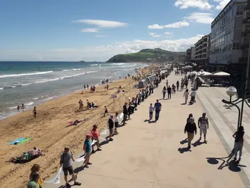Cadena humana por el derecho a decidir Cadena humana por el derecho a decidir