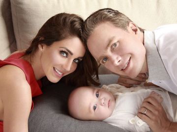 Anahí Puente con su marido, Manuel Velasco, y su hijo Anahí Puente con su marido, Manuel Velasco, y su hijo