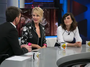 Belén Rueda y Natalia de Molina desvelan "las cosas horribles" que pasaron en el orfanato donde rodaban su nueva película Belén Rueda y Natalia de Molina desvelan "las cosas horribles" que pasaron en el orfanato donde rodaban su nueva película