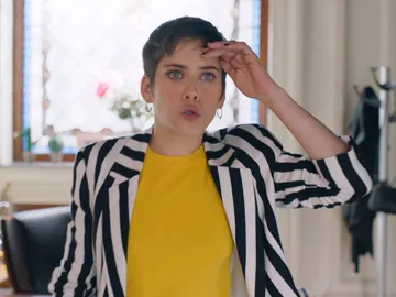 Trini hará lo imposible para que Carmen dimita como directora de la clínica Híspalis Trini hará lo imposible para que Carmen dimita como directora de la clínica Híspalis