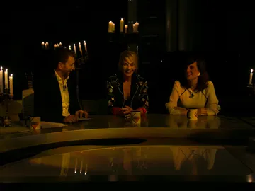 El plató de 'El Hormiguero 3.0' se queda a oscuras durante la entrevista a las actrices Belén Rueda y Natalia de Molina El plató de 'El Hormiguero 3.0' se queda a oscuras durante la entrevista a las actrices Belén Rueda y Natalia de Molina