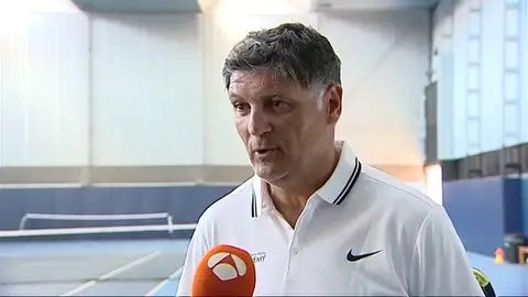 Toni Nadal, en Antena 3: "Con Rafa muchas veces se exagera el tema mental, su primera fortaleza es su juego" Toni Nadal, en Antena 3: "Con Rafa muchas veces se exagera el tema mental, su primera fortaleza es su juego"