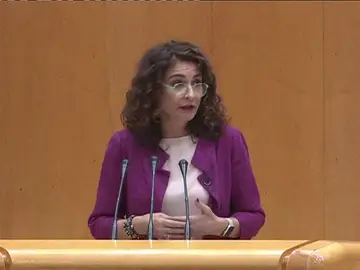 Montero afirma que el Gobierno podría hacer "pequeños ajustes" en el Presupuesto de 2018 una vez que esté aprobado Montero afirma que el Gobierno podría hacer "pequeños ajustes" en el Presupuesto de 2018 una vez que esté aprobado