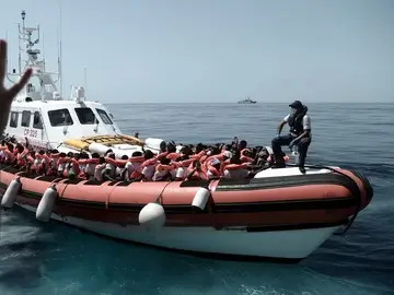 Traslado de parte de los migrantes del Aquarius Traslado de parte de los migrantes del Aquarius