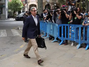 Diego Torres a su llegada a la Audiencia de Palma Diego Torres a su llegada a la Audiencia de Palma