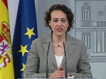 Valerio adelanta que el acuerdo entre Gobierno y Agentes Sociales contempla un salario mínimo por convenio de 1.000 euros en 14 pagas Valerio adelanta que el acuerdo entre Gobierno y Agentes Sociales contempla un salario mínimo por convenio de 1.000 euros en 14 pagas