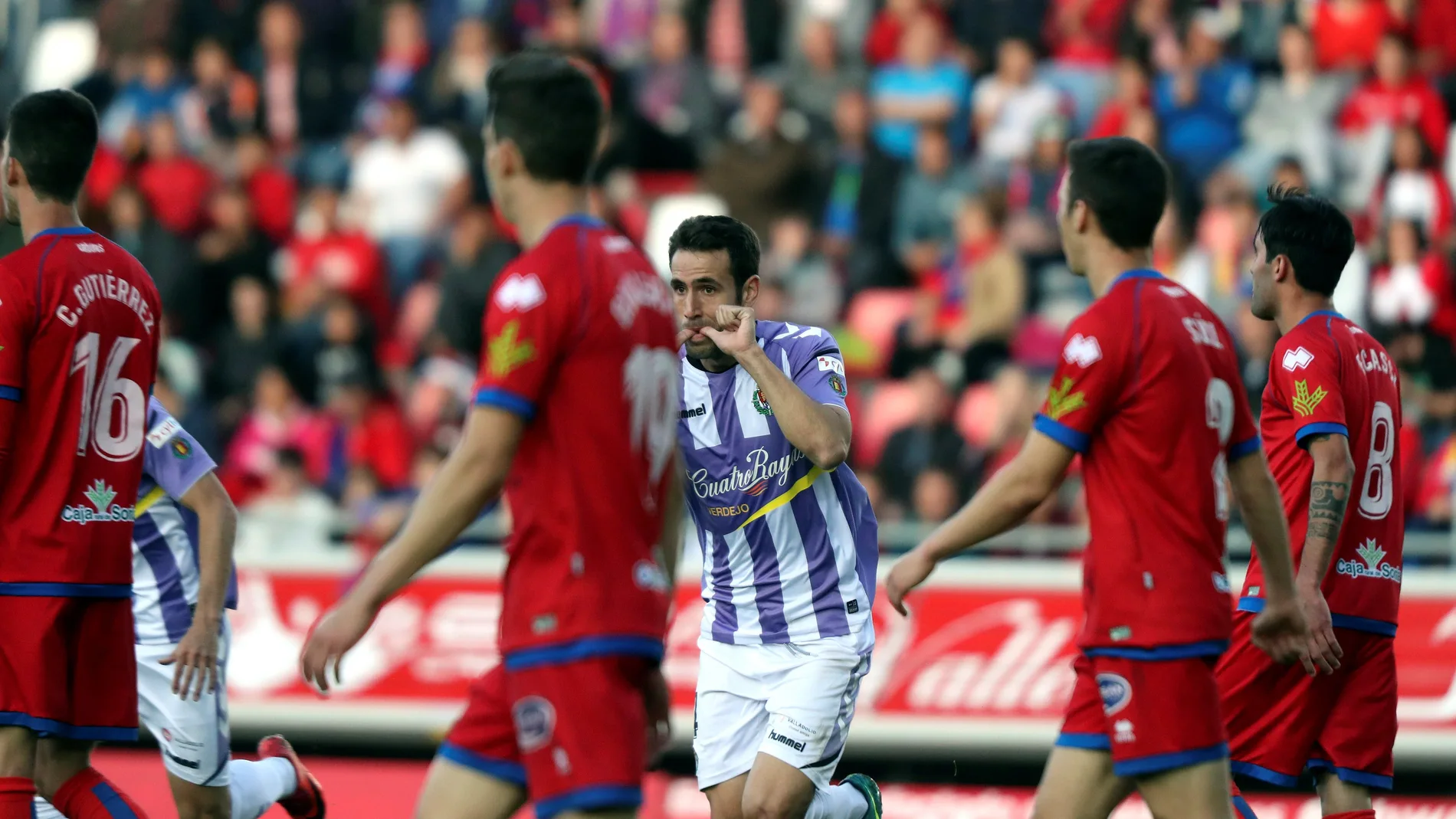 Kiko Olivas celebra su gol contra el Numancia Kiko Olivas celebra su gol contra el Numancia