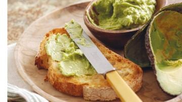 Tostada con aguacate