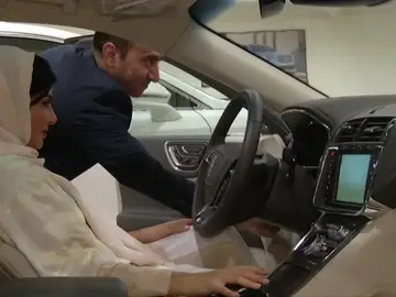 Las mujeres toman el volante en Arabia Saudí Las mujeres toman el volante en Arabia Saudí